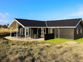8 person holiday home in Hirtshals